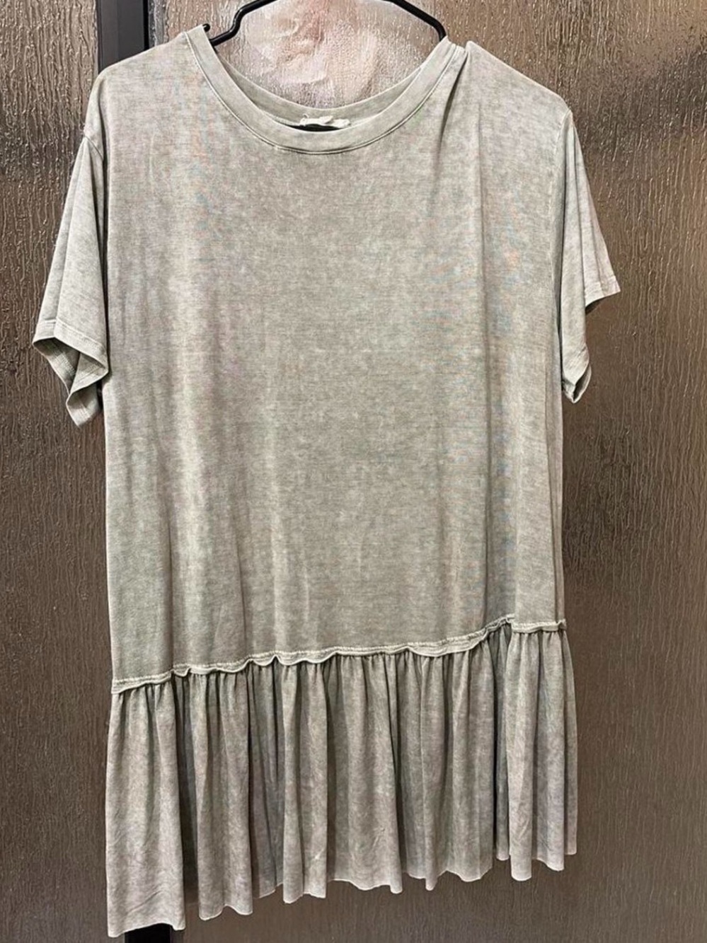 easel Washed Gray Short Sleeve Peplum Dress